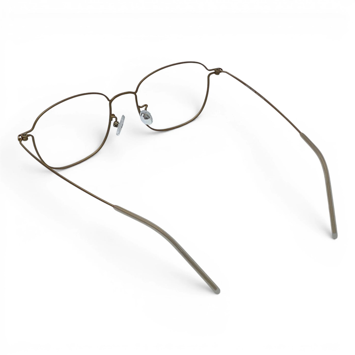 Goong 106 square titanium prescription eyeglasses, back view with nonslip temple tips
