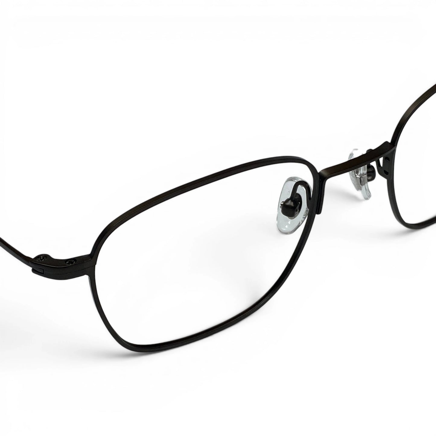Hanok 104 square titanium prescription eyeglasses, close-up of hinge detail