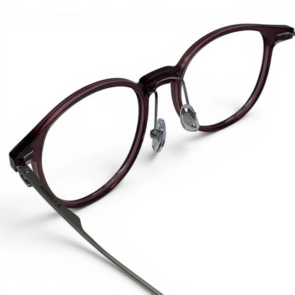 Hyung 1602 round titanium ultem prescription eyeglasses, close-up of adjustable pad-arm nosepads