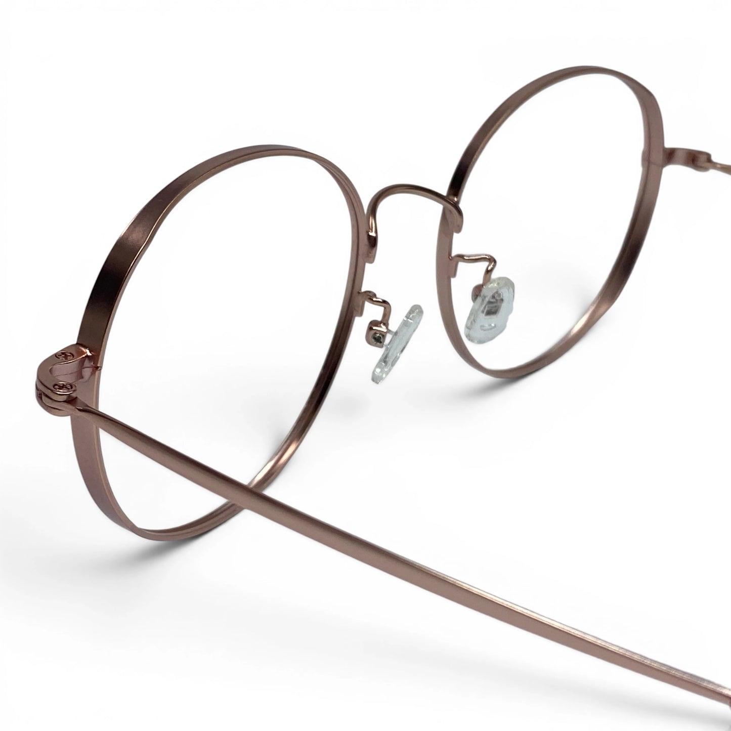 Teyang 8755 round titanium prescription eyeglasses, close-up of adjustable nosepads