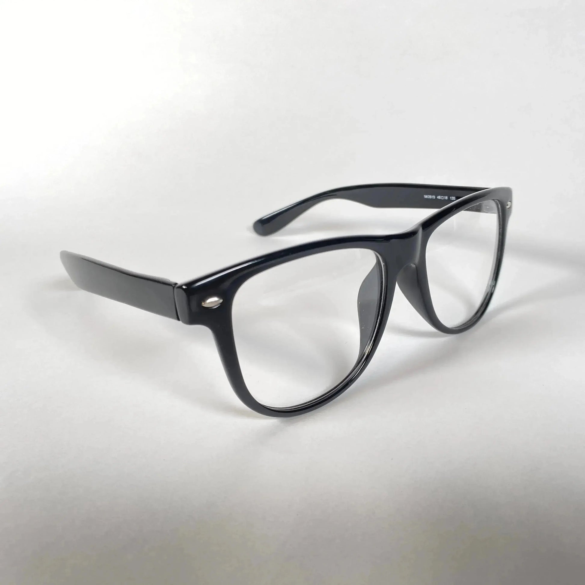 FaceFit 0919 square frame eyeglasses angle view - bold oversized style for confident look